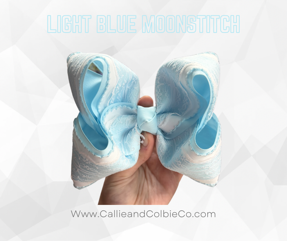 Light Blue Moonsitch